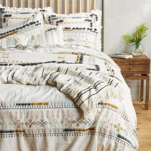 NEW Anthropologie Textured Kessabine Twin Duvet Cover Embroidered Patchwork - Picture 1 of 10